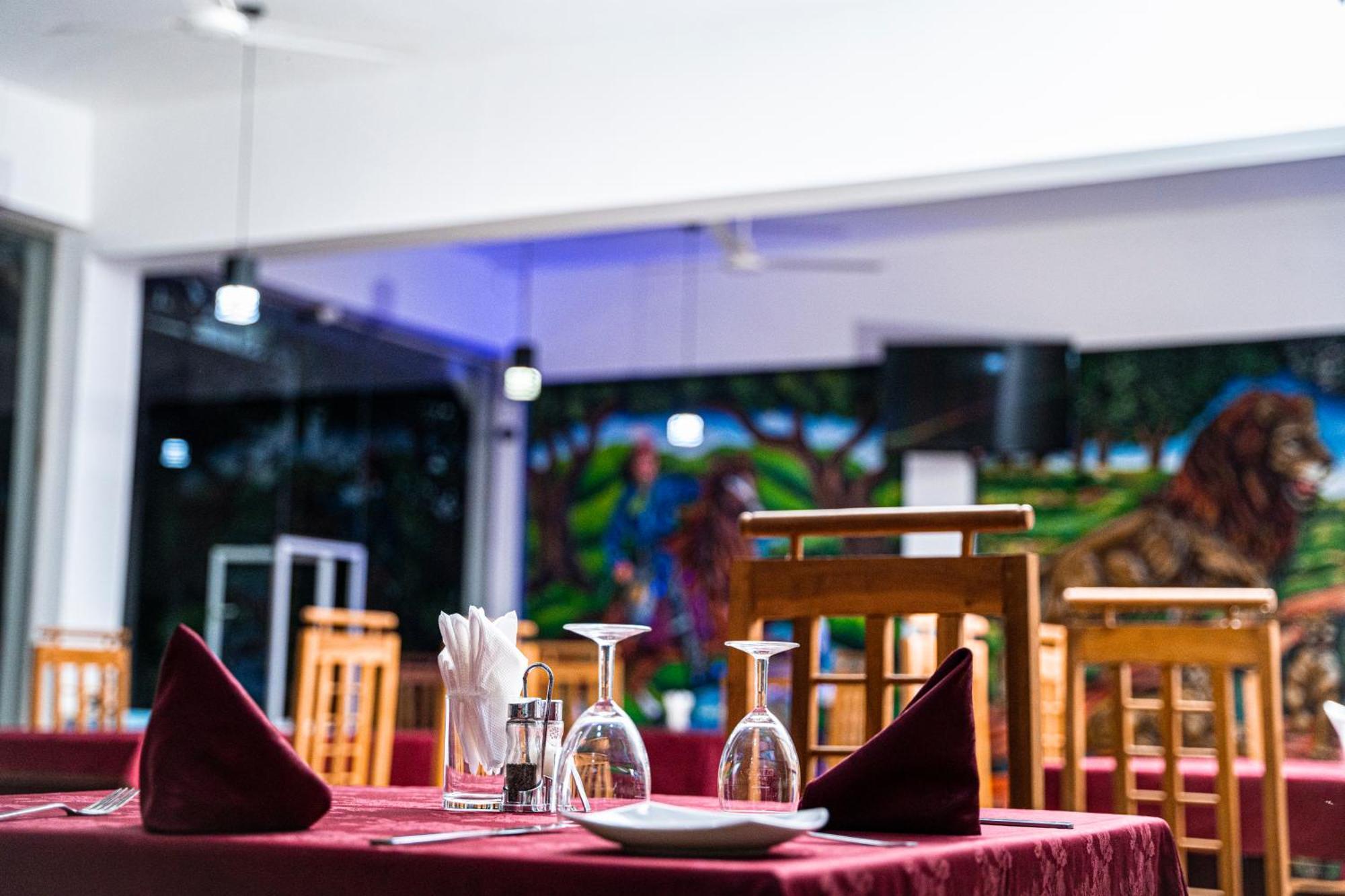 Theevanni Resort Trincomalee Ngoại thất bức ảnh