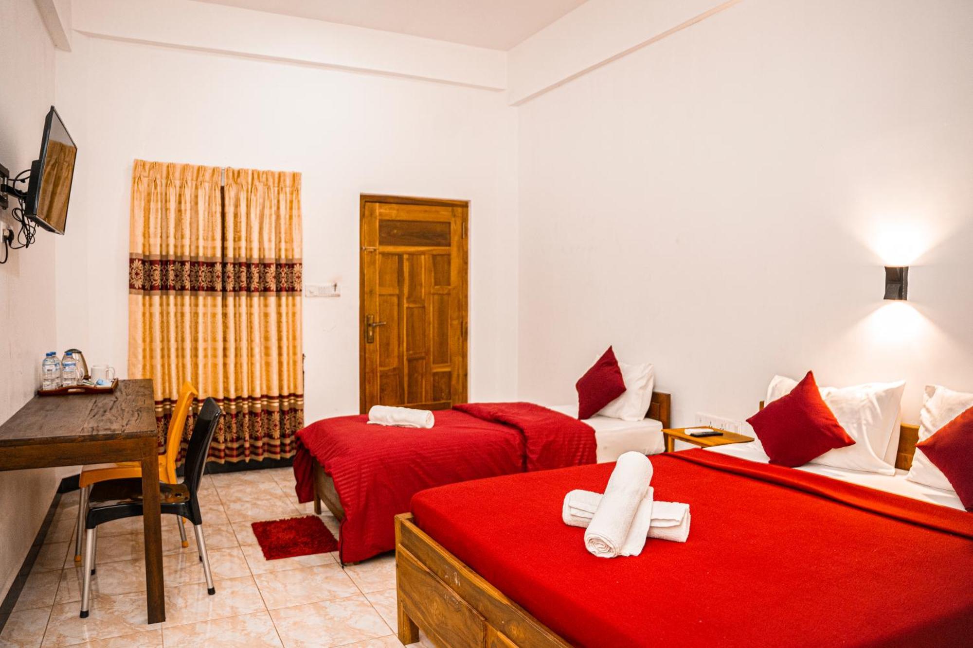 Theevanni Resort Trincomalee Ngoại thất bức ảnh