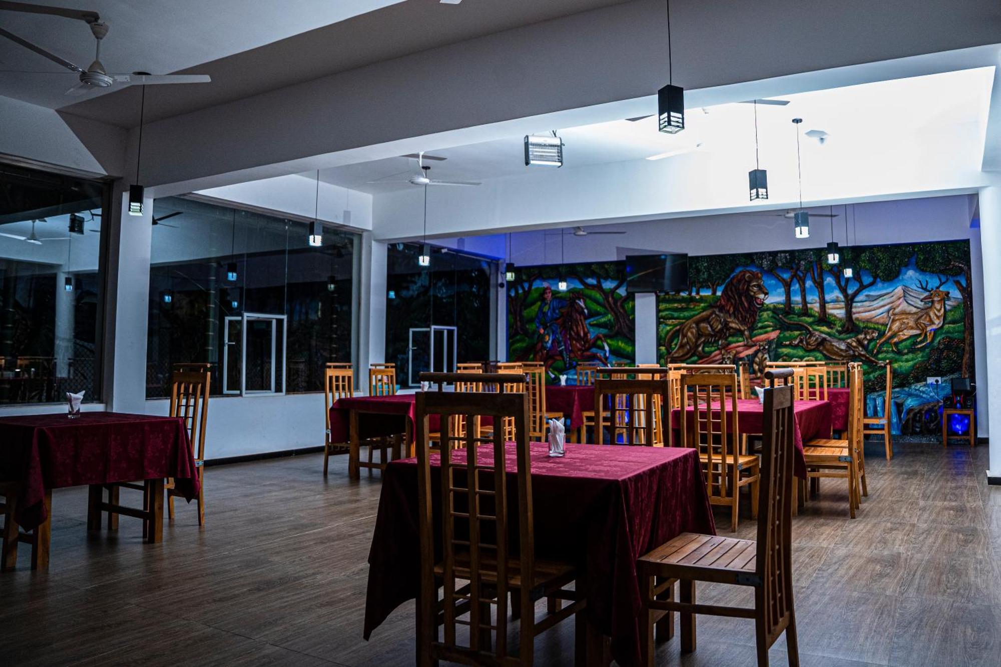 Theevanni Resort Trincomalee Ngoại thất bức ảnh