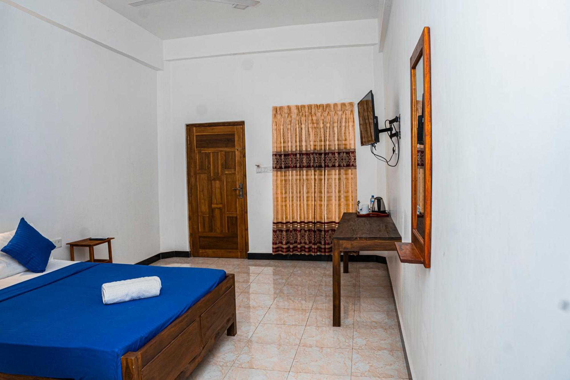 Theevanni Resort Trincomalee Ngoại thất bức ảnh