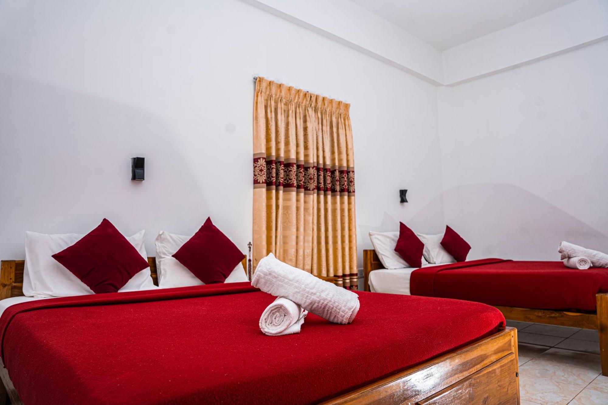 Theevanni Resort Trincomalee Ngoại thất bức ảnh